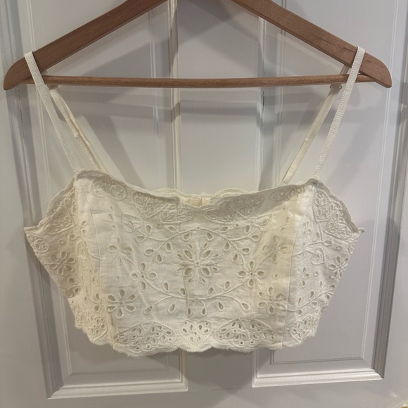 Madewell Eyelet Linen Blend Crop Tank Top - Picture 3 of 5